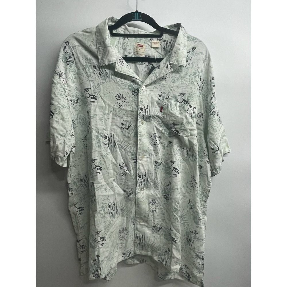 Levi’s Cubano Short Sleeve Button Up Size XL